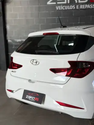 HYUNDAI-HB20-2022