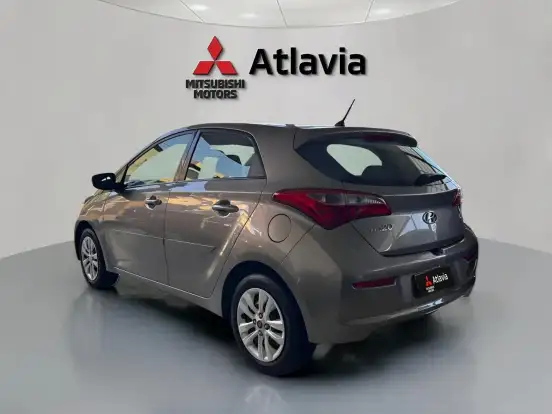 HYUNDAI-HB20-2017