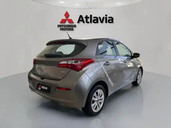HYUNDAI-HB20-2017