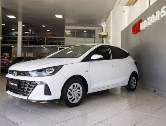 HYUNDAI-HB20-2023
