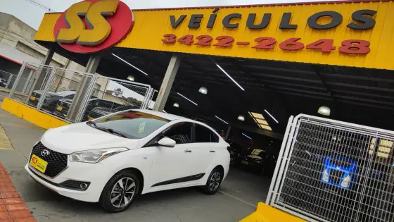 HYUNDAI HB20S 1.6 COMFORT PLUS 16V FLEX 4P AUTOMÁTICO HYUNDAI HB20S 1.6 COMFORT PLUS 16V FLEX 4P AUTOMÁTICO