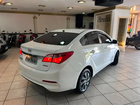 HYUNDAI-HB20S-2016
