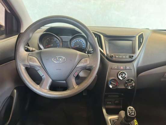 HYUNDAI-HB20S-2018