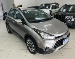HYUNDAI HB20X 1.6 16V STYLE FLEX 4P AUTOMÁTICO HYUNDAI HB20X 1.6 16V STYLE FLEX 4P AUTOMÁTICO