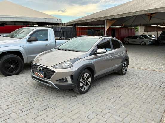 HYUNDAI-HB20X-2021