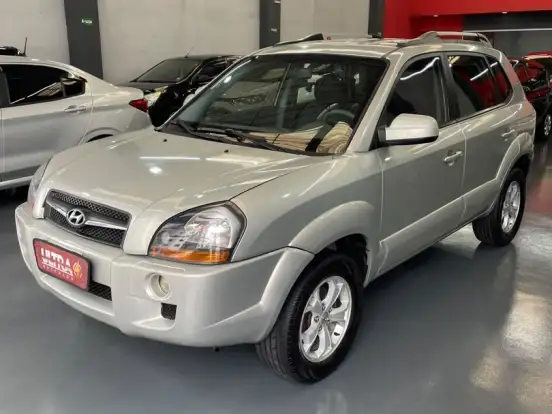 HYUNDAI-TUCSON-2.0 MPFI GLS 16V 143CV 2WD GASOLINA 4P AUTOMÁTICO HYUNDAI-TUCSON-2012