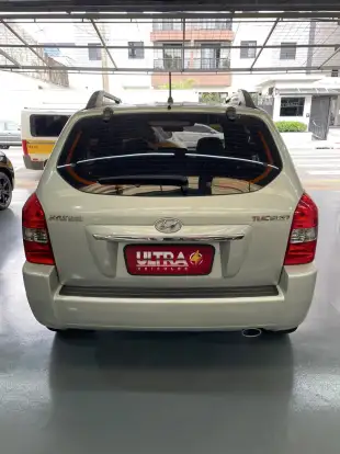 HYUNDAI-TUCSON-2.0 MPFI GLS 16V 143CV 2WD GASOLINA 4P AUTOMÁTICO HYUNDAI-TUCSON-2012