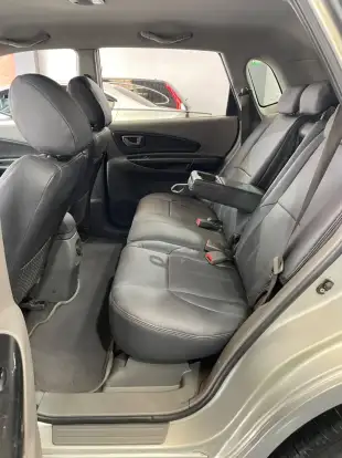 HYUNDAI-TUCSON-2012