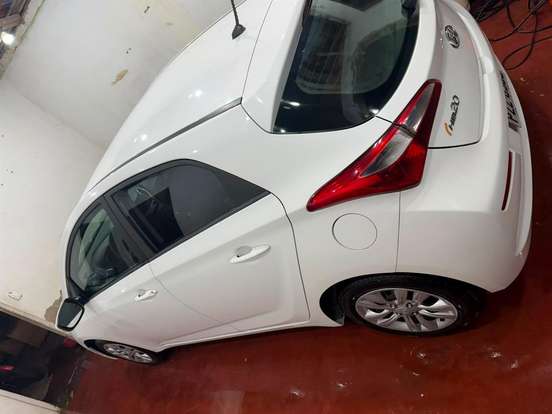 HYUNDAI-HB20-1.6 COMFORT PLUS 16V FLEX 4P MANUAL HYUNDAI-HB20-2017