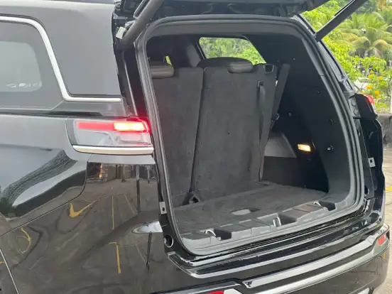 JEEP-COMMANDER-2021