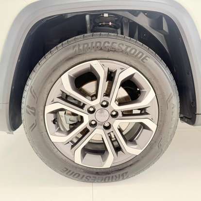 JEEP-COMMANDER-2022
