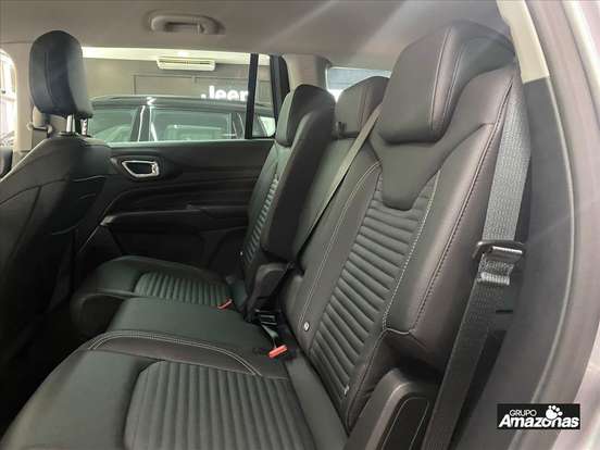 JEEP-COMMANDER-2026