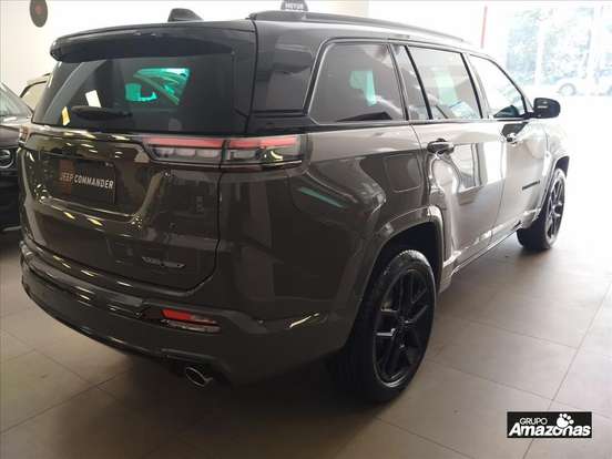 JEEP-COMMANDER-2.0 HURRICANE 4 TURBO FLEX BLACKHAWK AT9 JEEP-COMMANDER-2026
