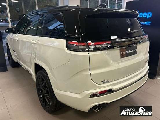 JEEP-COMMANDER-2.0 HURRICANE 4 TURBO FLEX BLACKHAWK AT9 JEEP-COMMANDER-2026