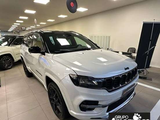 JEEP-COMMANDER-2.0 HURRICANE 4 TURBO FLEX BLACKHAWK AT9 JEEP-COMMANDER-2026