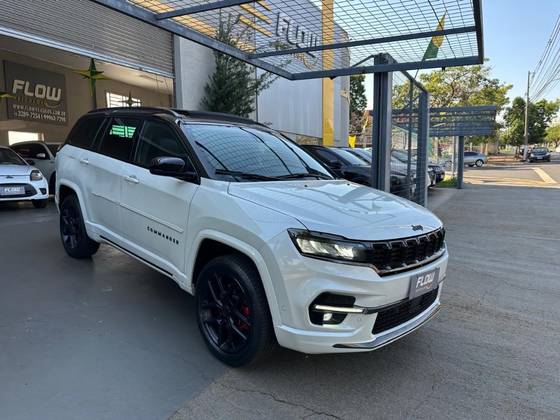 JEEP COMMANDER 2.0 HURRICANE 4 TURBO GASOLINA BLACKHAWK AT9