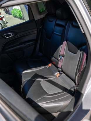 JEEP-COMPASS-2021