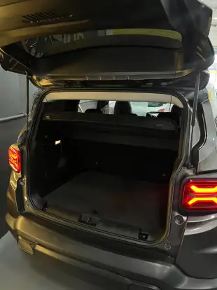 JEEP-RENEGADE-2023