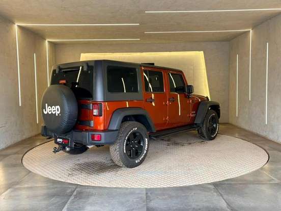 JEEP-WRANGLER-2014