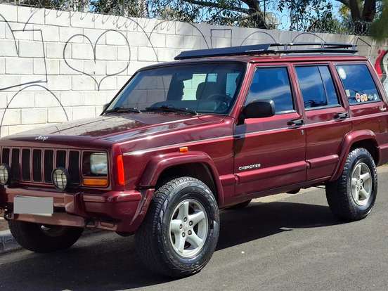 JEEP-CHEROKEE-4.0 SPORT 4X4 6I 12V GASOLINA 4P AUTOMÁTICO JEEP-CHEROKEE-2000
