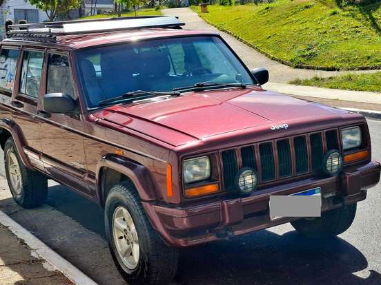 JEEP-CHEROKEE-4.0 SPORT 4X4 6I 12V GASOLINA 4P AUTOMÁTICO JEEP-CHEROKEE-2000