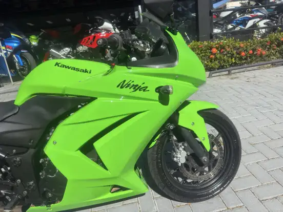 KAWASAKI-NINJA 250R KAWASAKI-NINJA 250R-2010