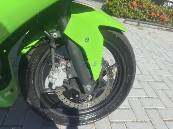 KAWASAKI-NINJA 250R KAWASAKI-NINJA 250R-2010