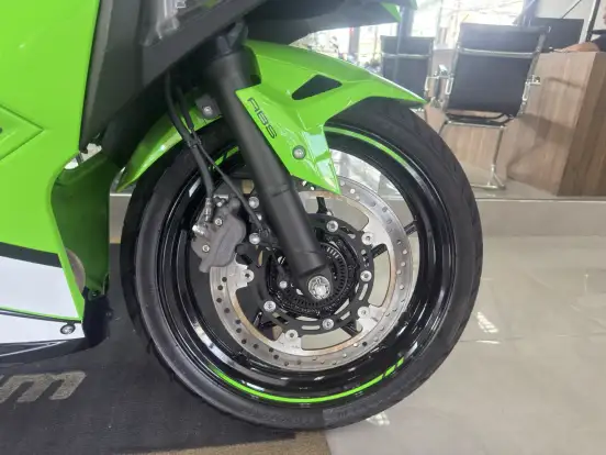KAWASAKI-NINJA 500 SE-2025