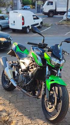 KAWASAKI-Z400-2019