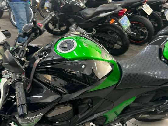 KAWASAKI-Z800 KAWASAKI-Z800-2014