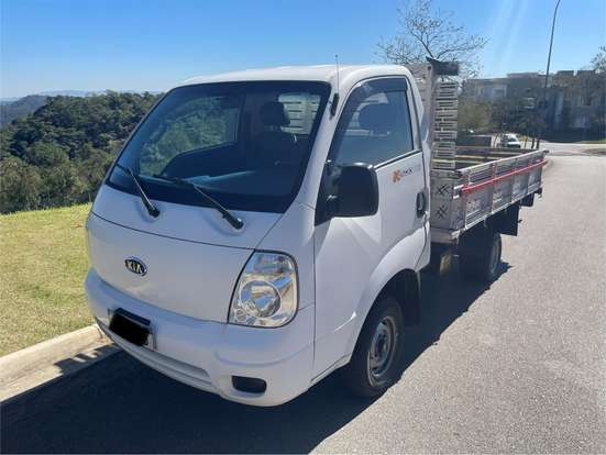 KIA-BONGO-2.5 K-2500 4X2 CS TURBO DIESEL 2P MANUAL KIA-BONGO-2011