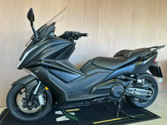 KYMCO AK 550i KYMCO AK 550i