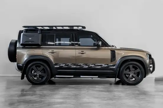 LAND ROVER-DEFENDER-2.0 P300 GASOLINA 110 ONÇAFARI AWD AUTOMÁTICO LAND ROVER-DEFENDER-2021