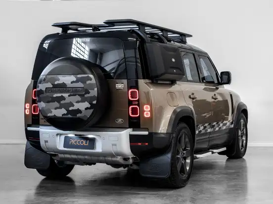 LAND ROVER-DEFENDER-2.0 P300 GASOLINA 110 ONÇAFARI AWD AUTOMÁTICO LAND ROVER-DEFENDER-2021