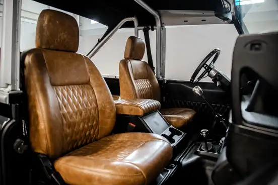 LAND ROVER-DEFENDER-2001