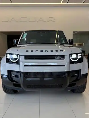 LAND ROVER-DEFENDER-2026