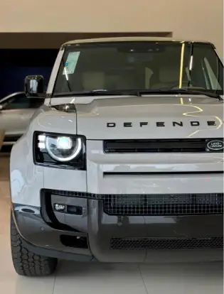 LAND ROVER-DEFENDER-2026