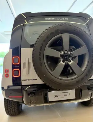 LAND ROVER-DEFENDER-2026