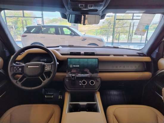 LAND ROVER-DEFENDER-2026