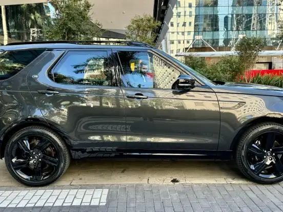 LAND ROVER-DISCOVERY-3.0 D300 TURBO DIESEL MHEV METROPOLITAN EDITION AUTOMÁTICO LAND ROVER-DISCOVERY-2023