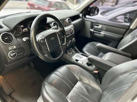 LAND ROVER-DISCOVERY 4-3.0 SE 4X4 V6 24V BI-TURBO DIESEL 4P AUTOMÁTICO LAND ROVER-DISCOVERY 4-2015