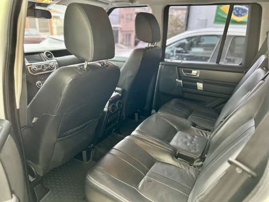 LAND ROVER-DISCOVERY 4-3.0 SE 4X4 V6 24V BI-TURBO DIESEL 4P AUTOMÁTICO LAND ROVER-DISCOVERY 4-2015