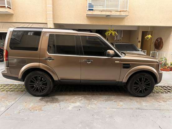 LAND ROVER-DISCOVERY 4-3.0 SE 4X4 V6 24V BI-TURBO DIESEL 4P AUTOMÁTICO LAND ROVER-DISCOVERY 4-2010