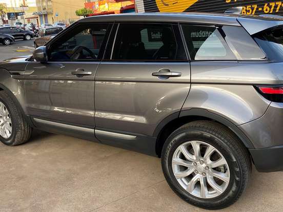 LAND ROVER-RANGE ROVER EVOQUE-2.0 SE 4WD 16V GASOLINA 4P AUTOMÁTICO LAND ROVER-RANGE ROVER EVOQUE-2017