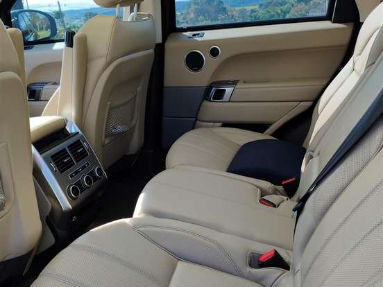 LAND ROVER-RANGE ROVER SPORT-3.0 HSE 4X4 V6 24V TURBO DIESEL 4P AUTOMÁTICO LAND ROVER-RANGE ROVER SPORT-2015