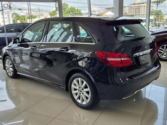 MERCEDES-BENZ-B 200-2018