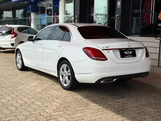 MERCEDES-BENZ-C 180-1.6 CGI AVANTGARDE 16V TURBO GASOLINA 4P AUTOMÁTICO MERCEDES-BENZ-C 180-2015