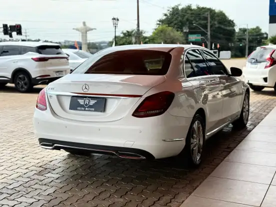 MERCEDES-BENZ-C 180-1.6 CGI AVANTGARDE 16V TURBO GASOLINA 4P AUTOMÁTICO MERCEDES-BENZ-C 180-2015