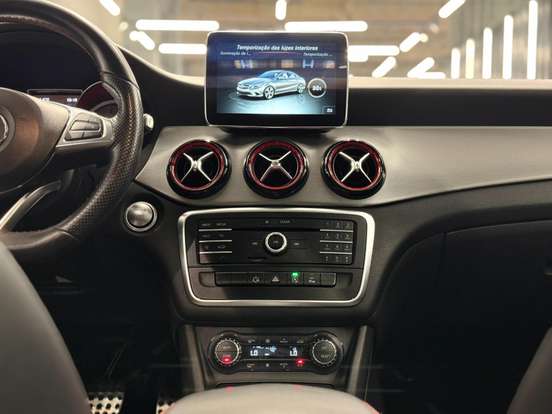 MERCEDES-BENZ-CLA 250-2015
