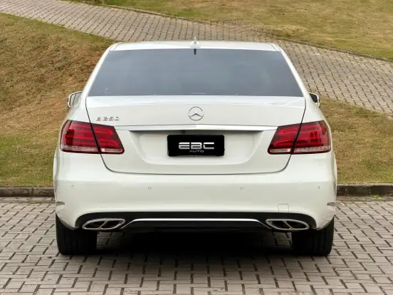 MERCEDES-BENZ-E 250-2.0 AVANTGARDE 16V TURBO GASOLINA 4P AUTOMÁTICO MERCEDES-BENZ-E 250-2014